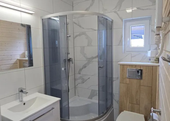 Parterowy Apartamentowy Ostoja * Rewal